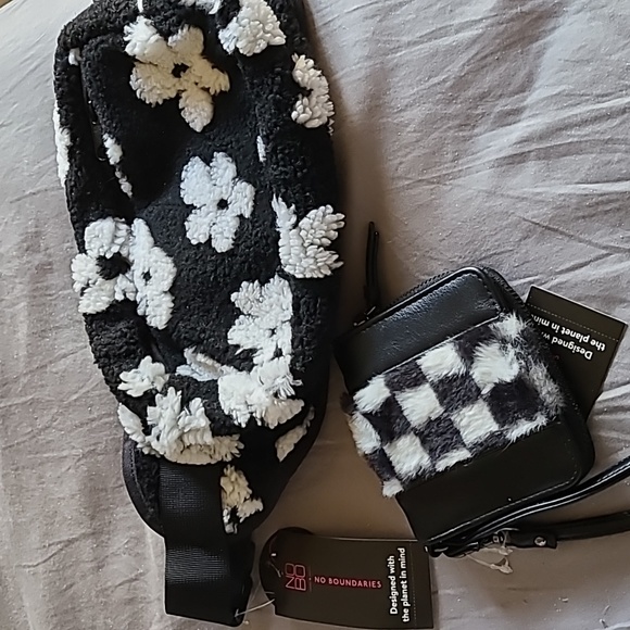 No Boundaries Handbags - NWT No Boundaries Fanny Pack & Wallet